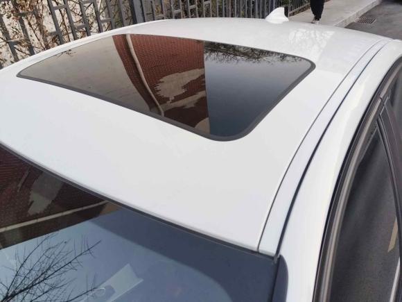 [青岛·鲁B] 二手宝马宝马3系2013款 320i 时尚型