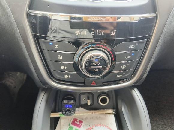 [深圳·粤B] 二手长安长安CS752016款 1.8T 自动精英型 国V