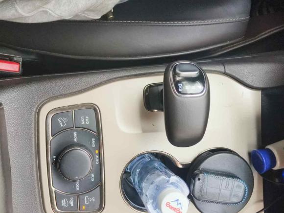 [无锡·苏B] 二手Jeep大切诺基2014款 3.6L 旗舰尊悦版