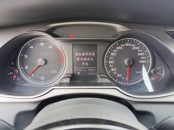 [无锡·苏B] 二手奥迪奥迪A4L2016款 35 TFSI 典藏版 自动标准型