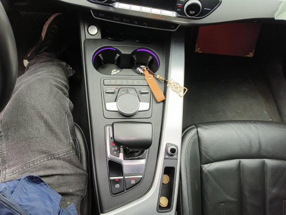 [合肥·陕A] 二手奥迪奥迪A4L2019款 40 TFSI 时尚型 国V