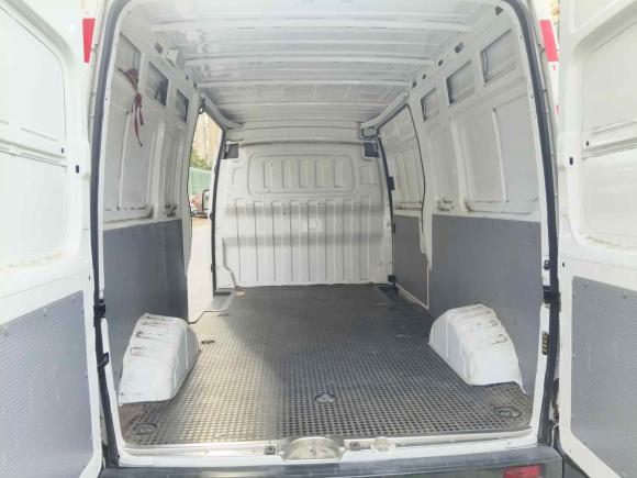 [南昌·赣A] 二手上汽大通MAXUS新途V802021款 2.0T 手动经典城配王长轴中顶3座