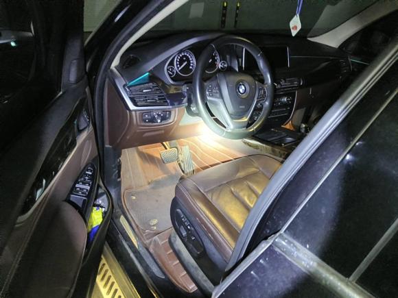 [青岛·鲁B] 二手宝马宝马X52017款 xDrive28i