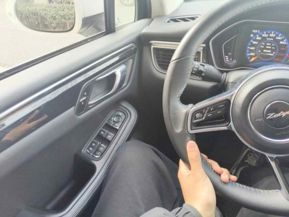 [杭州·浙A] 二手众泰众泰SR92017款 2.0T 自动极致之梦版