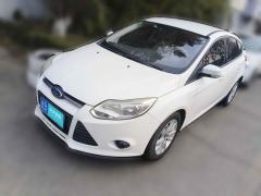 [青岛·鲁B]福特  福克斯  2012款 两厢 1.6L 手动舒适型