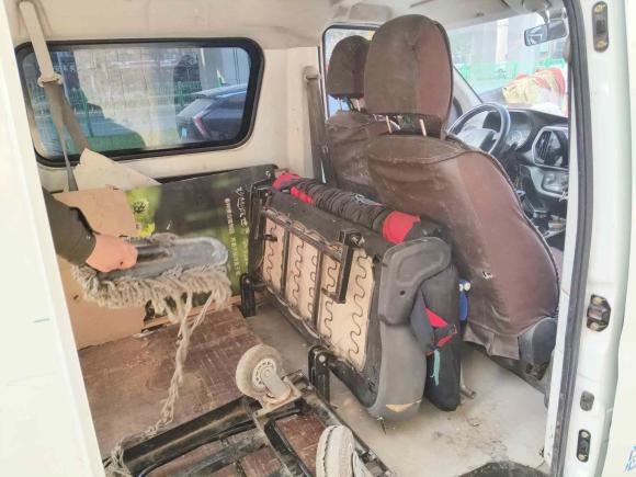 [西安·陕U] 二手长安凯程长安睿行M602020款 1.6L标准型国VI 厢货5座CNG DAM16KRC