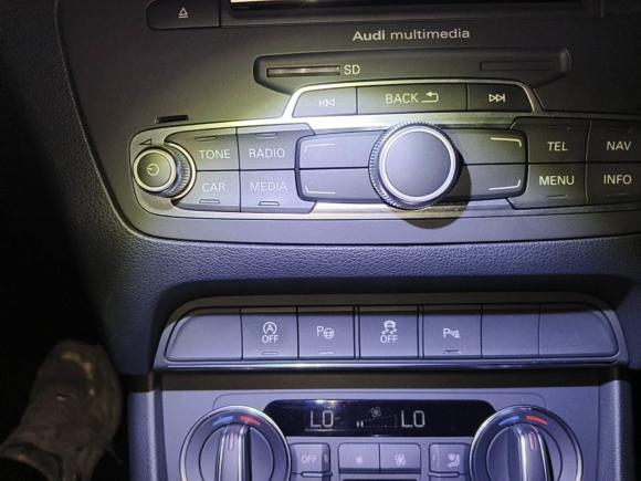 [深圳·粤L] 二手奥迪奥迪Q32017款 30 TFSI 风尚型