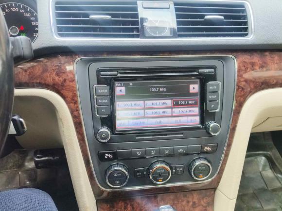 [上海·沪C] 二手大众帕萨特2011款 2.0TSI DSG御尊版