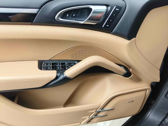 [上海·沪B] 二手保时捷Cayenne2015款 Cayenne 3.0T