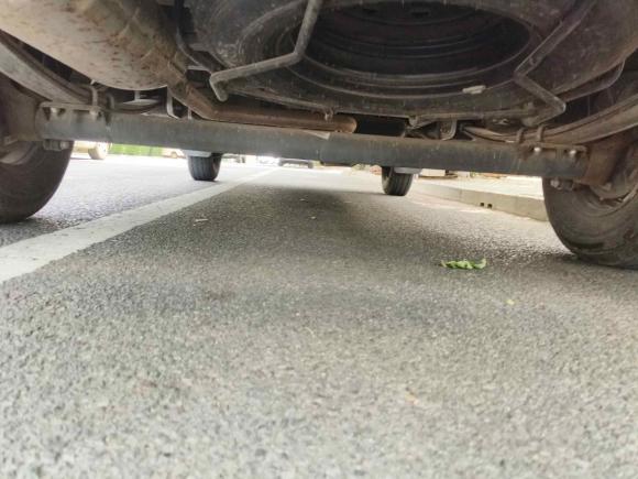 [青岛·鲁U] 二手大通新途V802019款 2.0T Plus AMT傲运通短轴中顶5/6座
