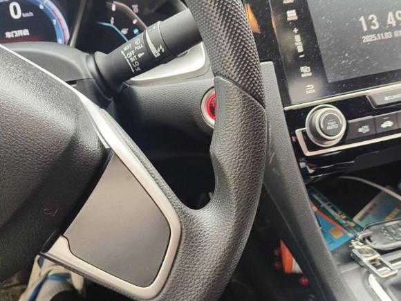 [台州·浙J] 二手本田思域2016款 220TURBO 手动豪华版