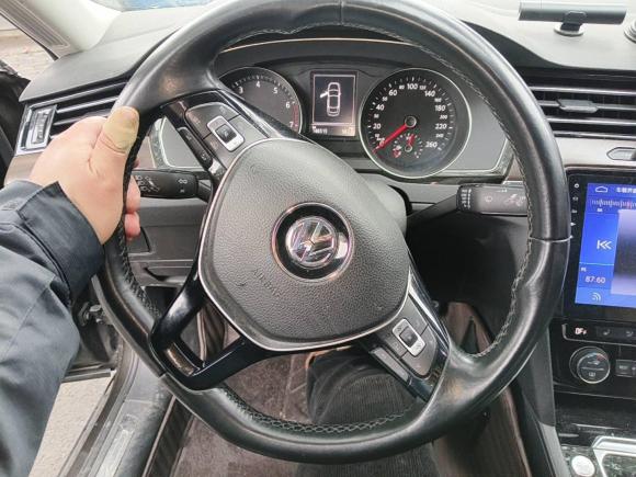 [杭州·浙A] 二手大众迈腾2017款 330TSI DSG 豪华型