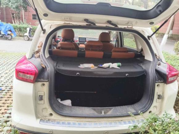 [苏州·苏E] 二手北京汽车绅宝X352016款 1.5L 自动豪华版