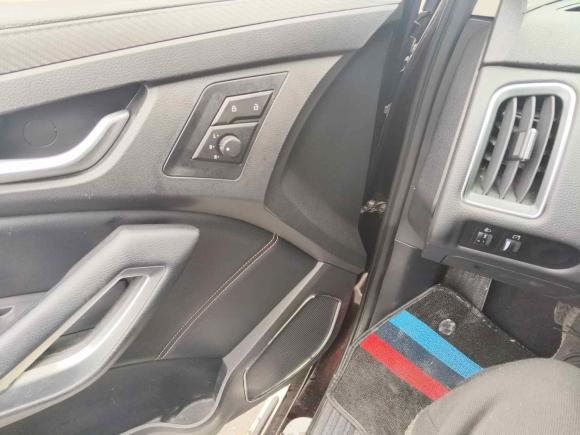 [成都·川J] 二手驭胜驭胜S3502016款 2.0T 自动两驱汽油豪华版7座