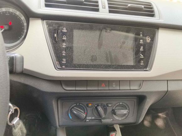 [上海·沪C] 二手斯柯达晶锐2017款 1.4L 手动前行版