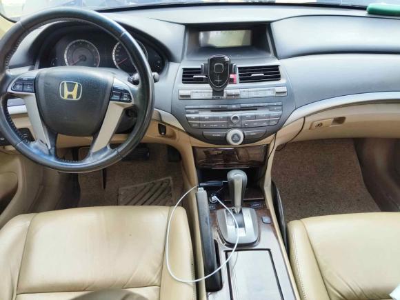 [济南·鲁A] 二手本田雅阁2009款 2.4L LX