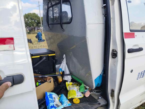 [上海·浙A] 二手五菱汽车五菱宏光V2021款 1.5L劲取版封窗车LAR