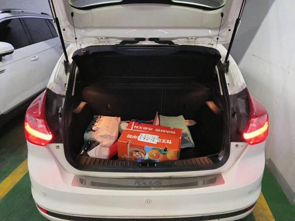 [南通·苏F] 二手福特福克斯2012款 两厢 2.0L 自动豪华运动型