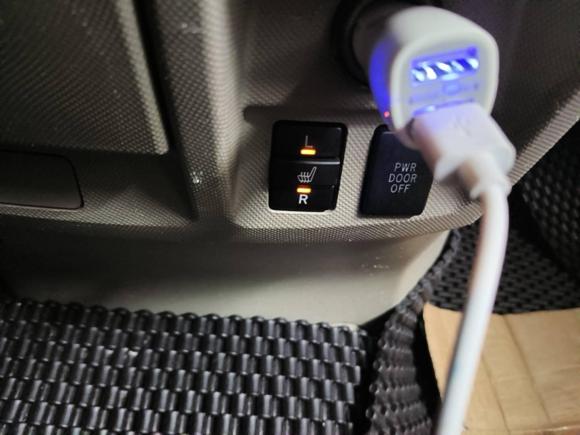 [广州·粤A] 二手丰田普瑞维亚2006款 2.4L 7人座豪华版