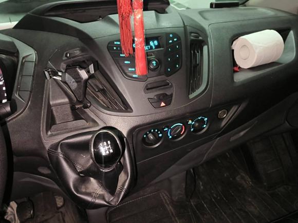 [济南·鲁A] 二手福特全顺2020款 2.0T柴油多功能商用车中轴低顶双开尾门国V