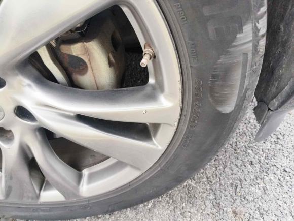 [上海·沪L] 二手英菲尼迪英菲尼迪QX602014款 2.5 S/C Hybrid 两驱卓越版