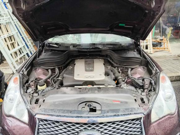 [深圳·粤S] 二手英菲尼迪英菲尼迪QX502015款 2.5L 舒适版