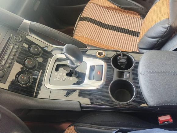 [武汉·鄂A] 二手标致标致30082015款 2.0L 自动经典版