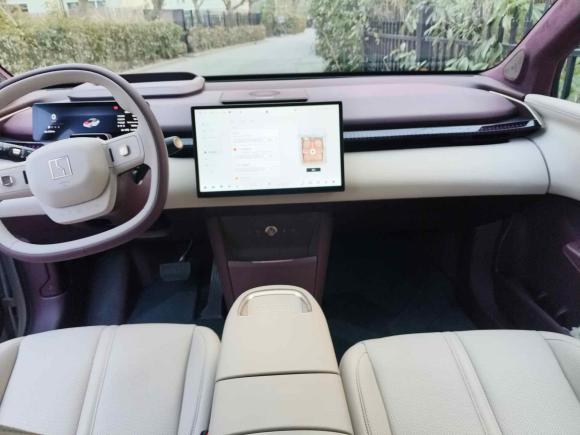 [上海·沪A] 二手极氪极氪X2023款 后驱YOU版 4座