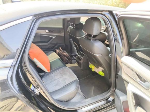 [广州·粤A] 二手奥迪奥迪A6L2021款 40 TFSI 豪华动感型