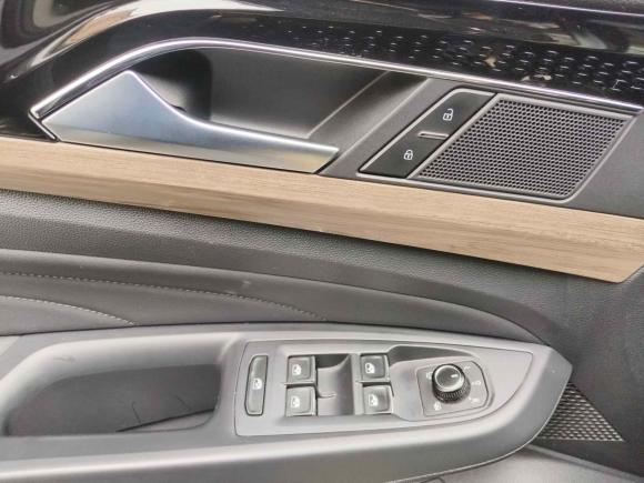 [广州·粤A] 二手大众帕萨特新能源2019款 430PHEV 混动豪华版