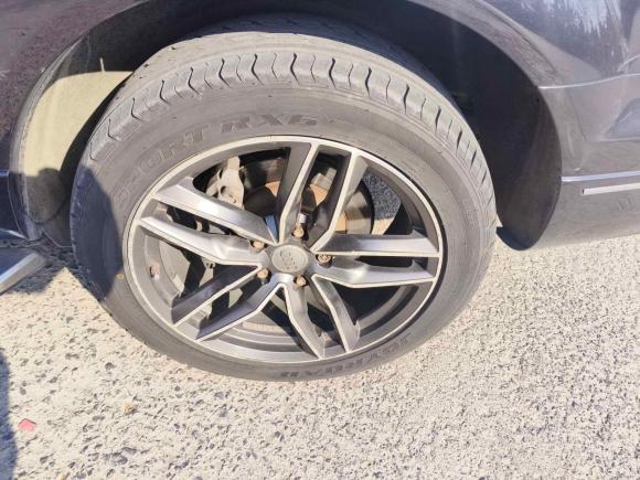 [济南·鲁A] 二手奥迪奥迪Q72012款 3.0 TFSI 舒适型(200kW)