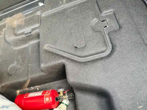 [上海·沪C] 二手奔驰奔驰C级2019款 C 260 L 运动版