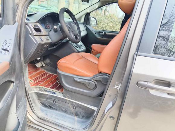 [济南·鲁A] 二手上汽大通MAXUS大通G102018款 PLUS 2.0T 自动精英版