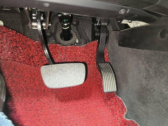 [杭州·浙A] 二手红旗红旗H72017款 2.0T 豪华型