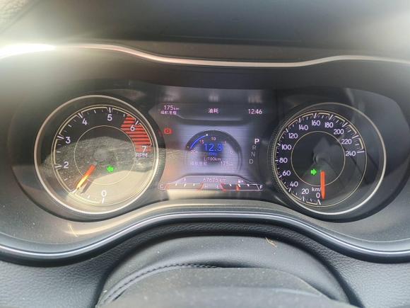 [青岛·鲁U] 二手Jeep自由光2019款 2.0L 两驱优享版 国VI