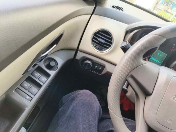 [成都·川A] 二手雪佛兰科鲁兹2015款 1.5L 经典 SE AT