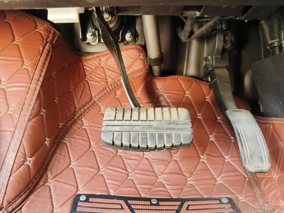 [南通·苏F] 二手众泰众泰T5002018款 1.5T 自动尊享型