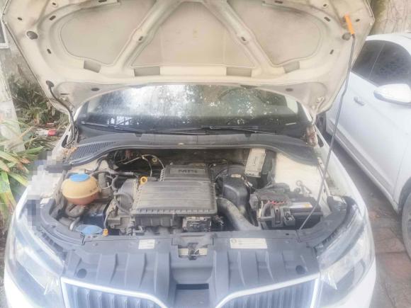 [上海·沪C] 二手斯柯达晶锐2017款 1.4L 自动车享版