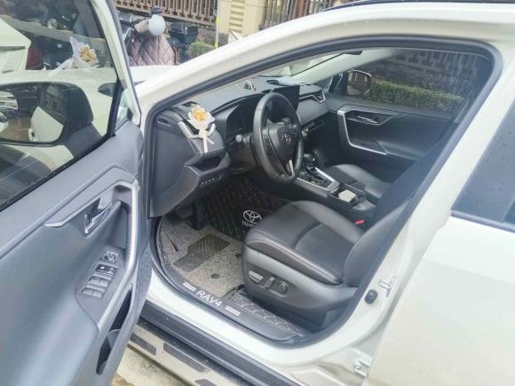 [台州·浙J] 二手丰田RAV4荣放2023款 2.0L CVT两驱风尚Plus版