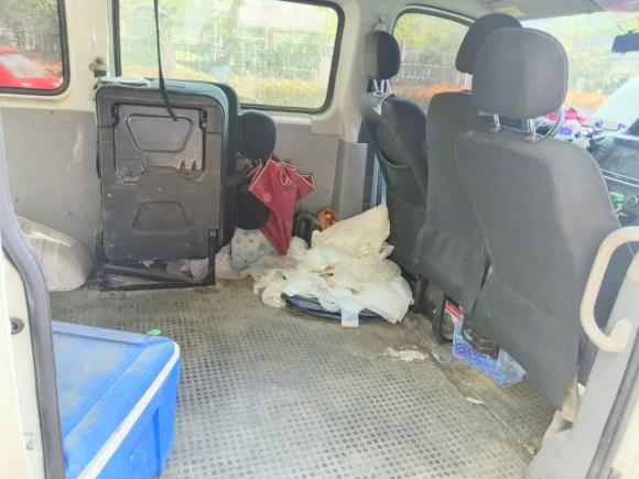 [常州·鲁D] 二手上汽大通MAXUS新途V802019款 2.5T经典款6挡手动傲运通短轴中顶5/6座