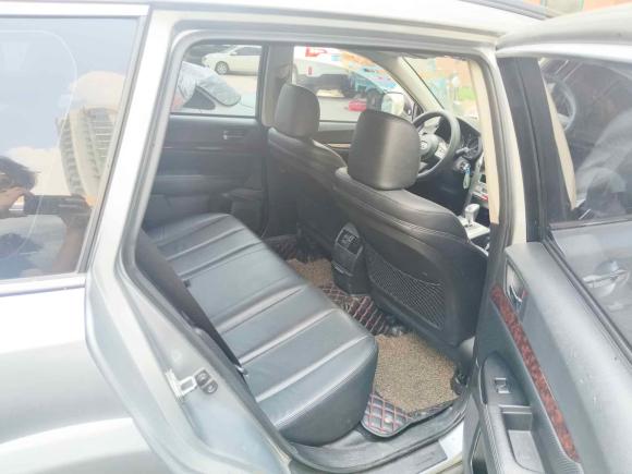 [青岛·鲁U] 二手斯巴鲁傲虎2011款 2.5i豪华版