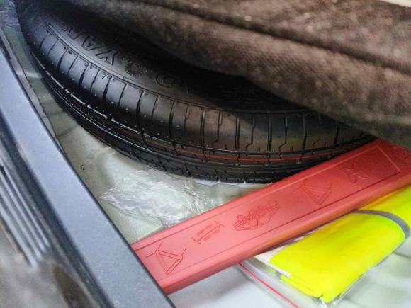 [西安·陕U] 二手长安长安UNI-V2022款 1.5T 智慧领航型