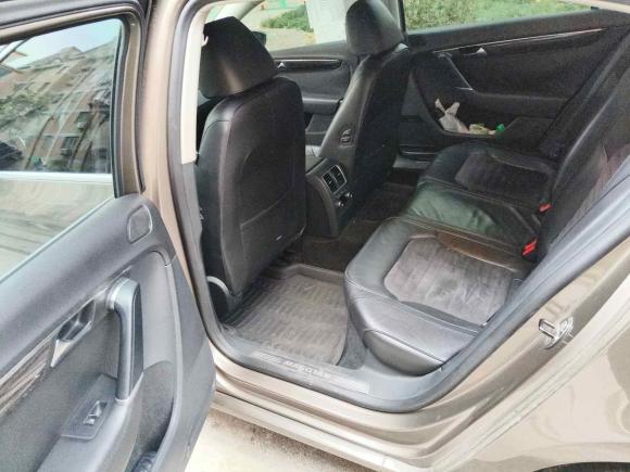 [上海·沪G] 二手大众迈腾2012款 改款 1.8TSI 尊贵型