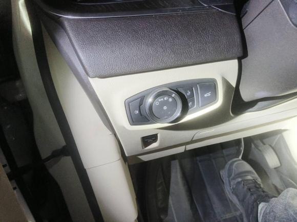 [上海·沪A] 二手林肯林肯MKC2017款 2.0T 两驱尊雅版