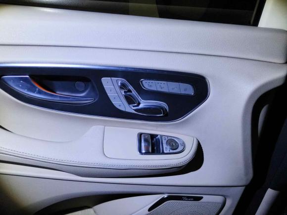 [上海·沪B] 二手奔驰奔驰V级2016款 V 260 L 尊贵加长版