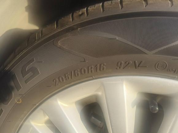 [深圳·粤B] 二手荣威荣威Ei52019款 豪华版