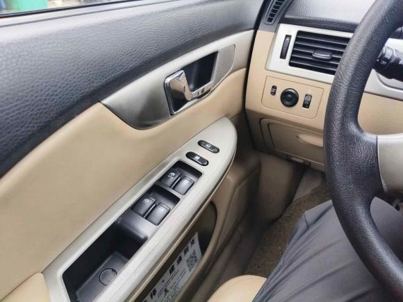 [苏州·苏E] 二手别克凯越2013款 1.5L 自动经典型