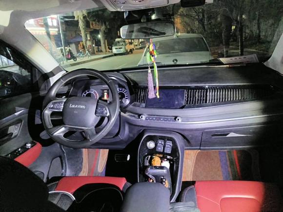 [西安·陕A] 二手哈弗哈弗H2s2017款 红标 1.5T 双离合豪华型