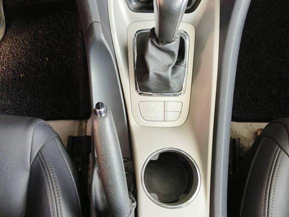 [武汉·鄂A] 二手雪铁龙雪铁龙C52011款 2.3L 自动尊贵型