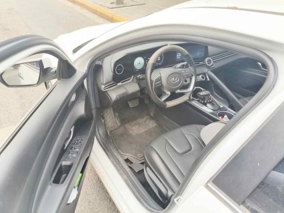 [成都·川G] 二手现代伊兰特2021款 1.5L CVT GLX精英版